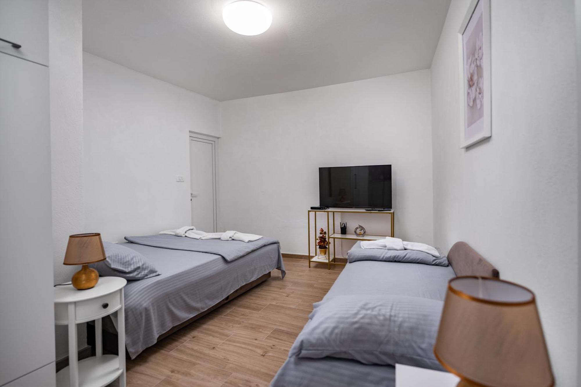 Apartmani Kaan Podgorica Exteriér fotografie