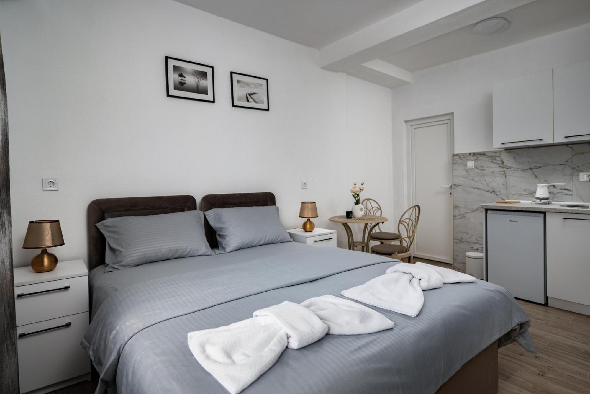 Apartmani Kaan Podgorica Exteriér fotografie